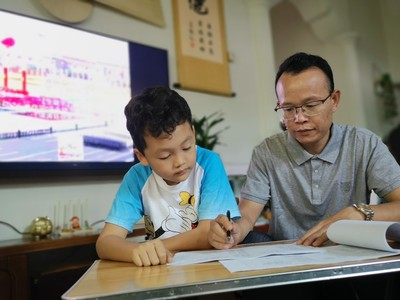 用《生僻字》旋律唱四書五經，福建這位老師太有才了！